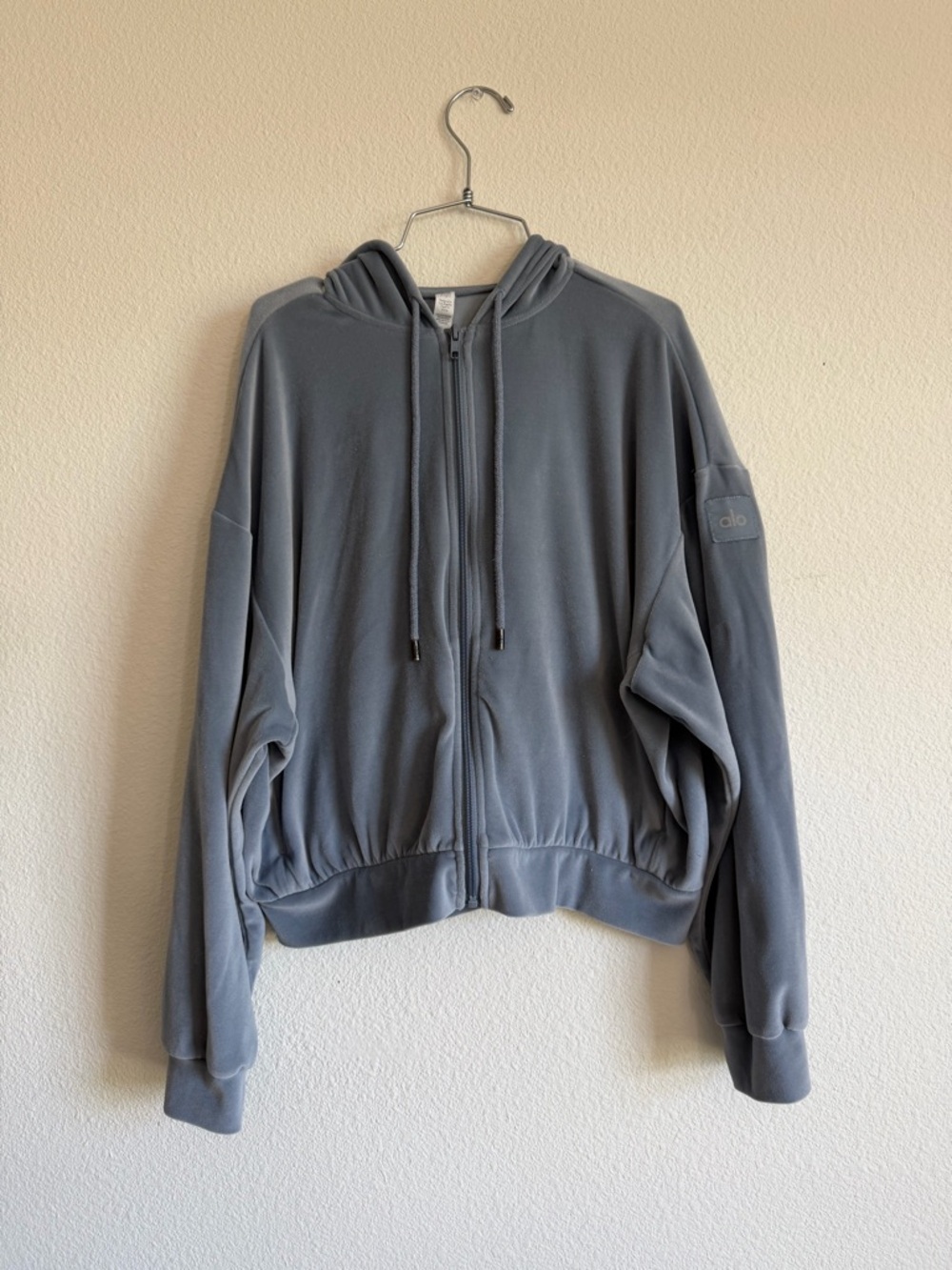 Alo Zip-Up Glimmer Hooded Jacket in Dusty Blue